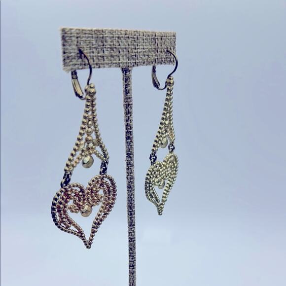 NEW! Francesca’s Elegant Gold Heart Drop Earrings - Picture 3 of 8